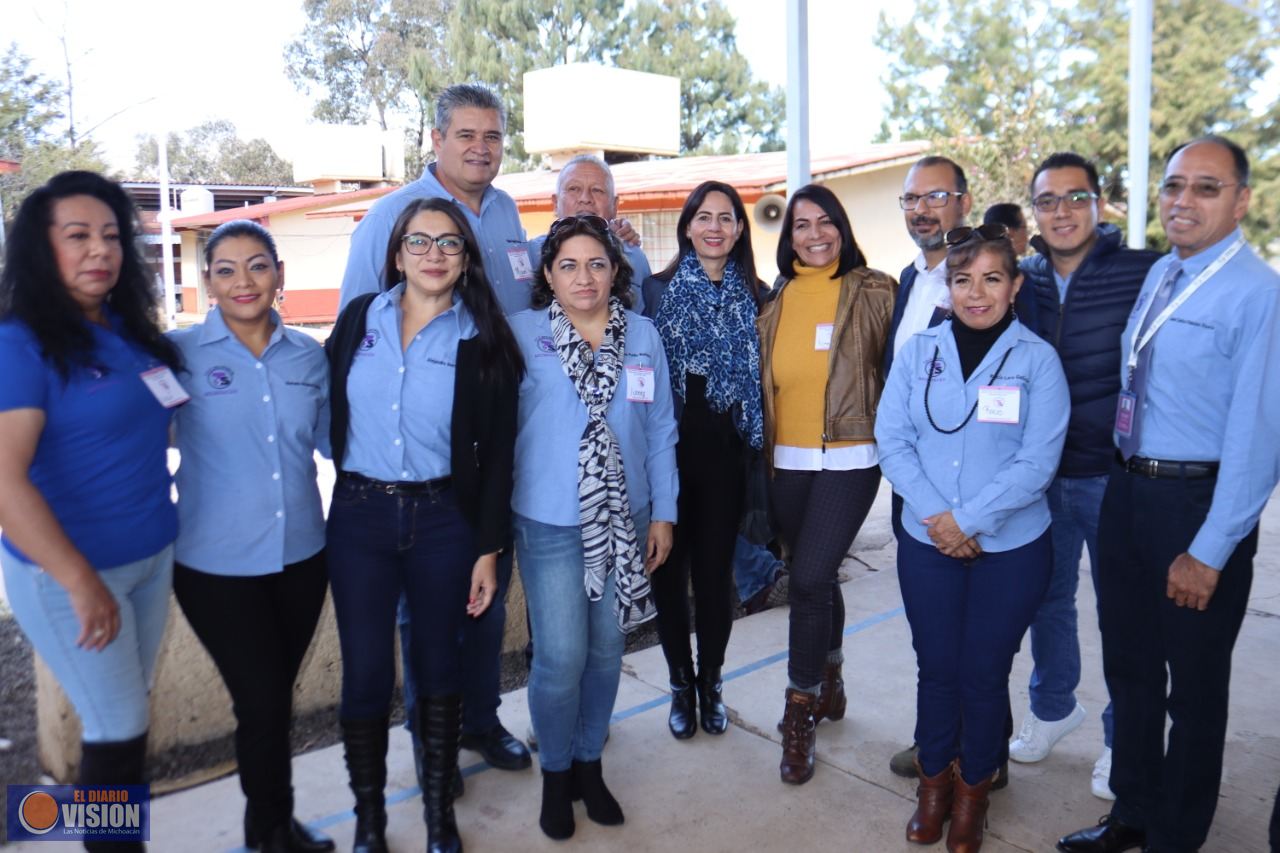 SEE llama a docentes a trabajar en equipo por la educación