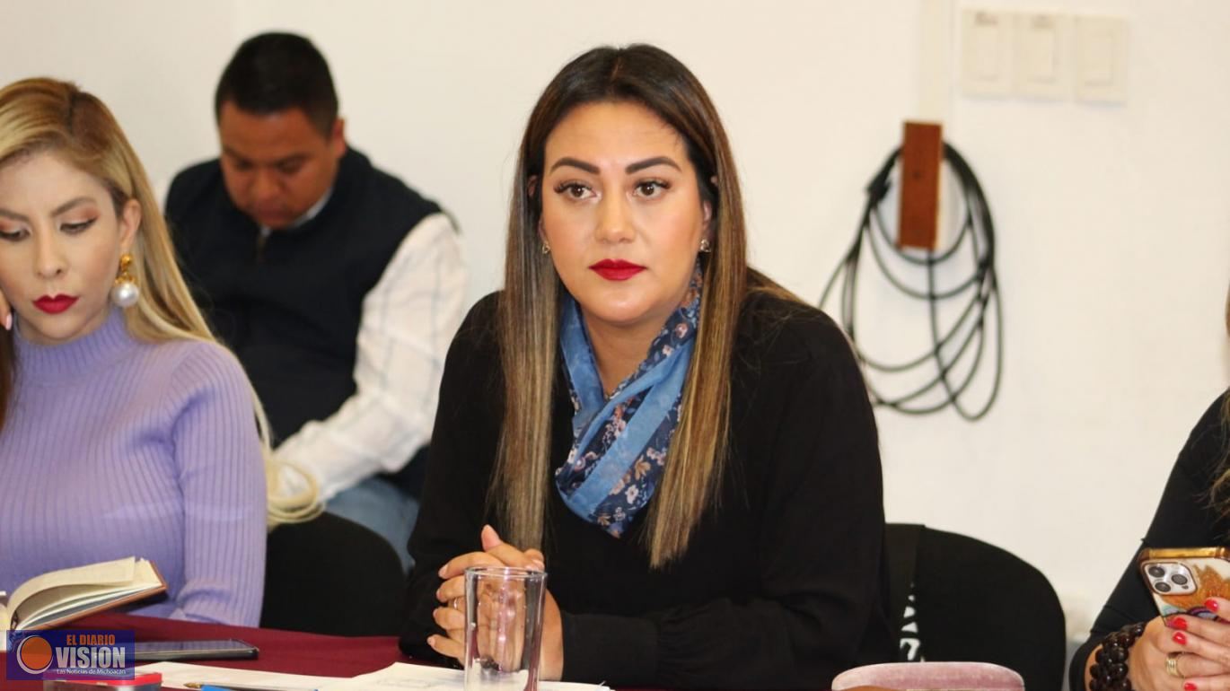 Comité de Administración y Control en ruta en el manejo de recursos del Congreso: Mónica Valdez