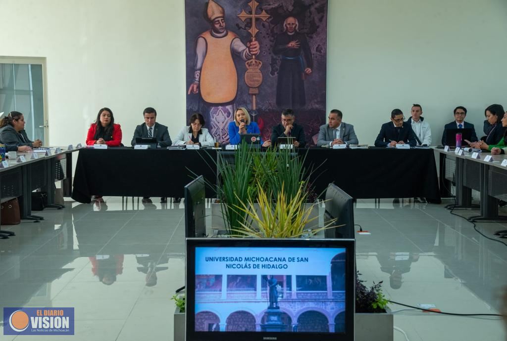 Rectoría y directores y directoras de Facultades e Institutos, acuerdan trabajar en equipo