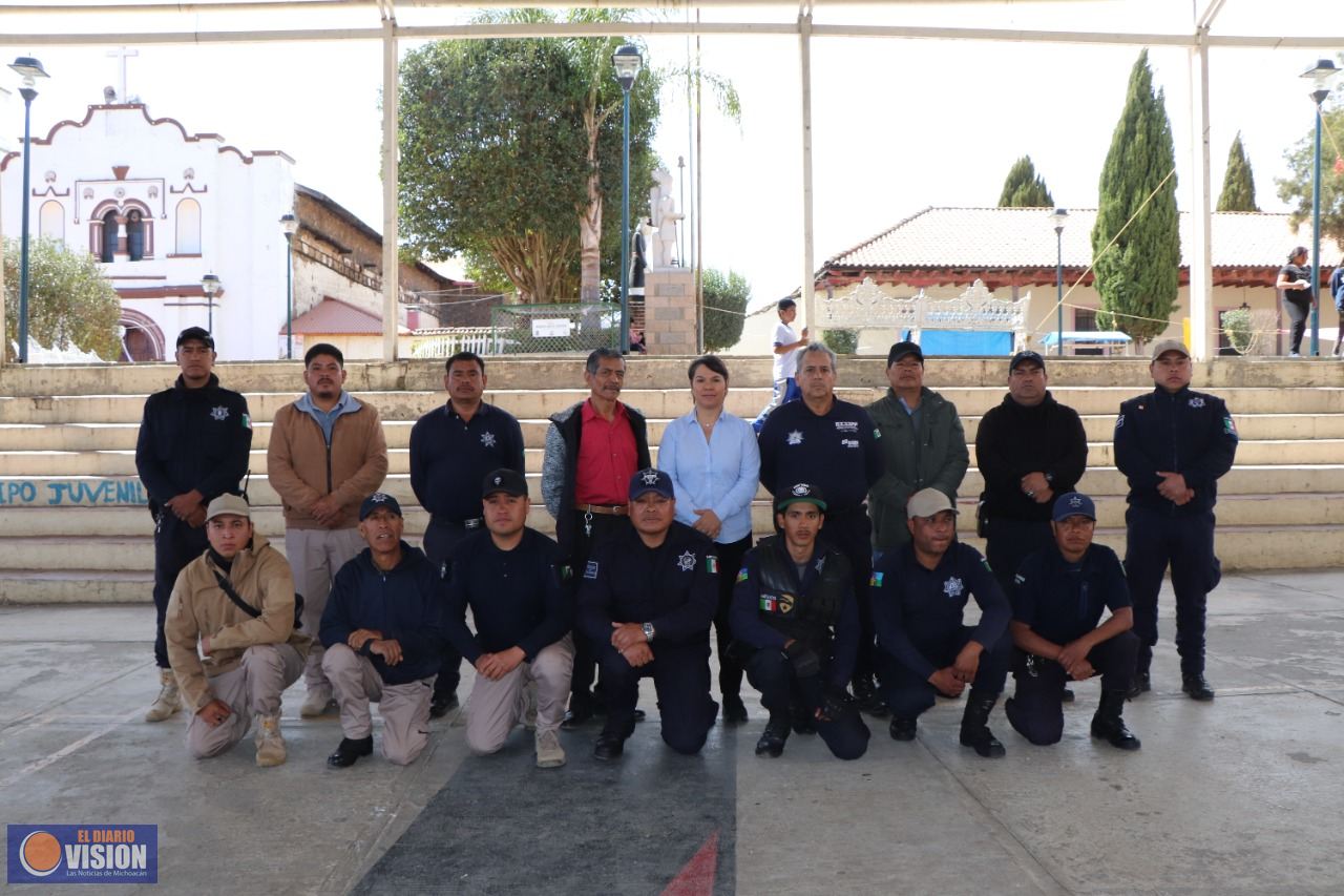 Capacitan a ronda comunitaria de Santa Cruz Tanaco en aseguramiento preventivo