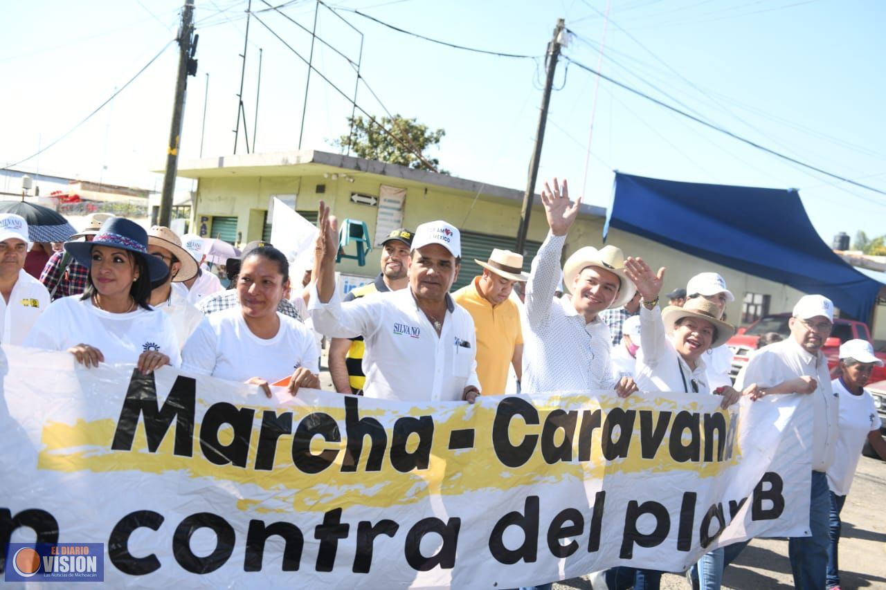 Caravana en defensa de la democracia, llega a Indaparapeo, Queréndaro y Zinapécuaro