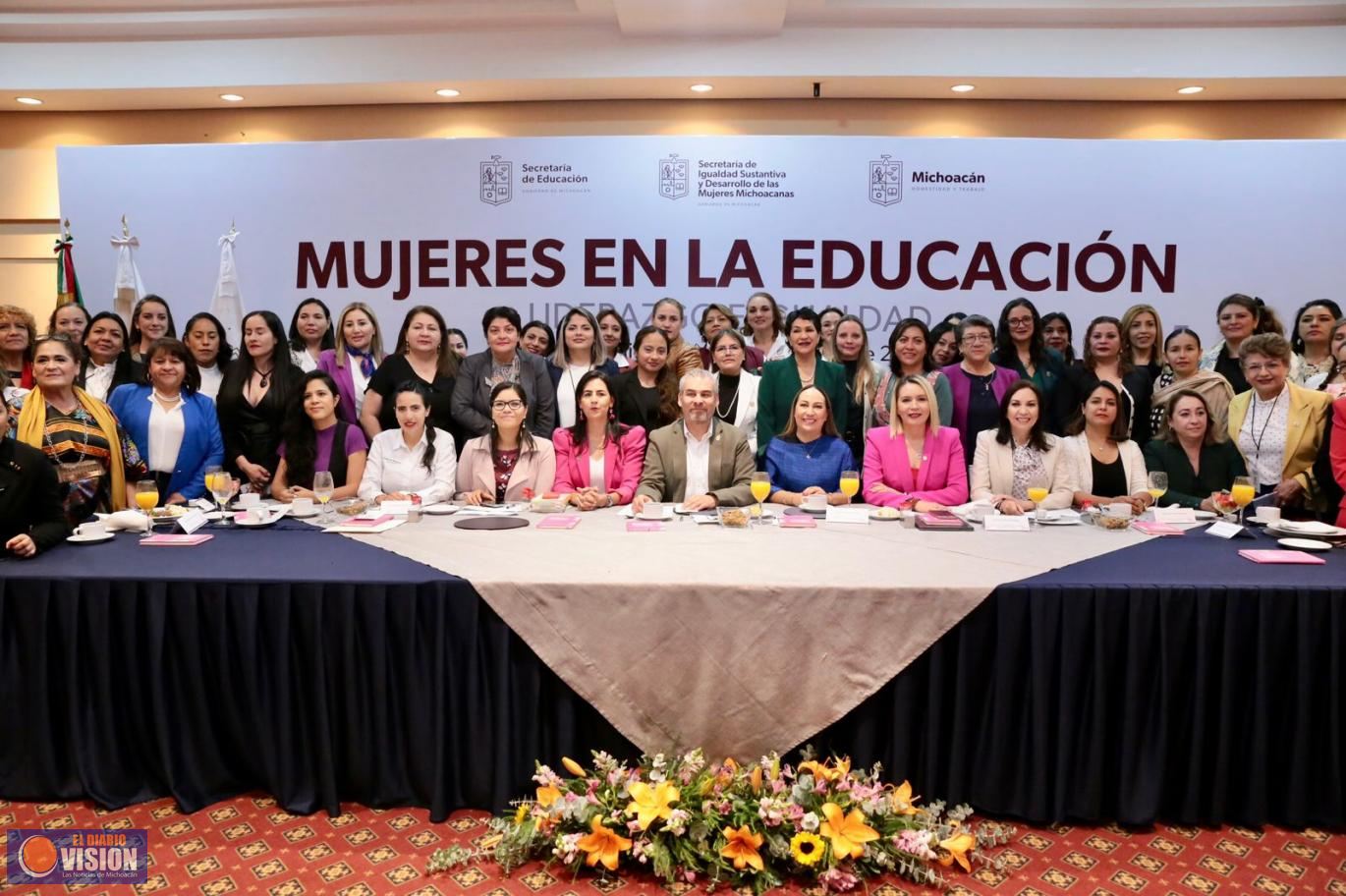 Histórico, la rectoría de la educación en Michoacán está en las mujeres: Bedolla