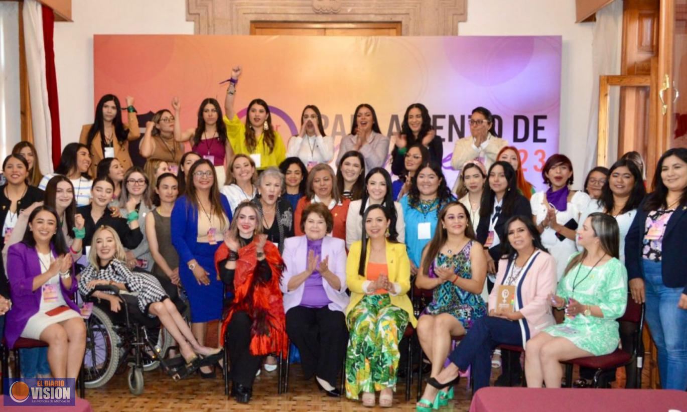 “Hagan escuchar su voz”: diputadas a integrantes del Parlamento de Mujeres 