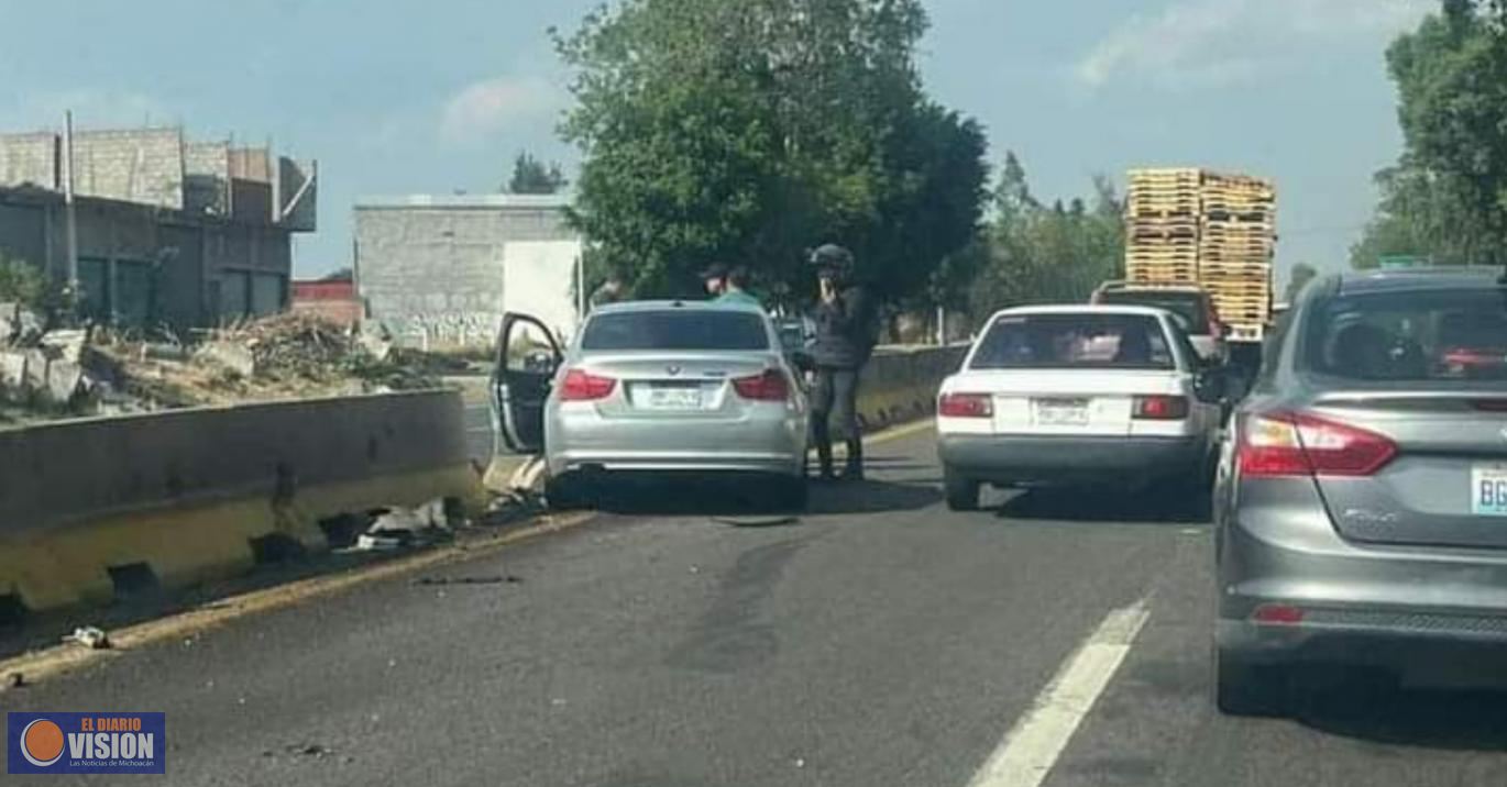 Automovilista es asesinado a balazos en la Morelia-Pátzcuaro