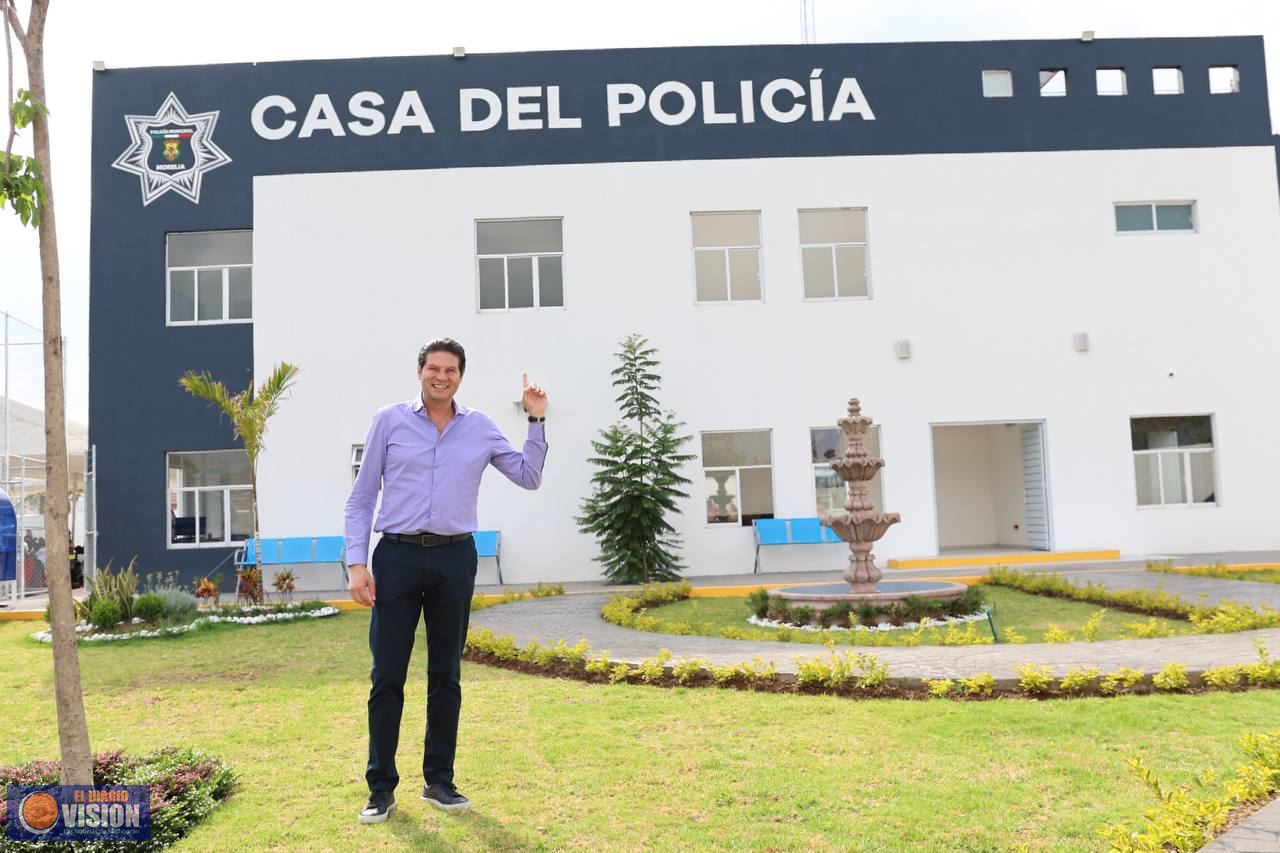 Entrega Alfonso Martínez, Casa para la Policía Morelia