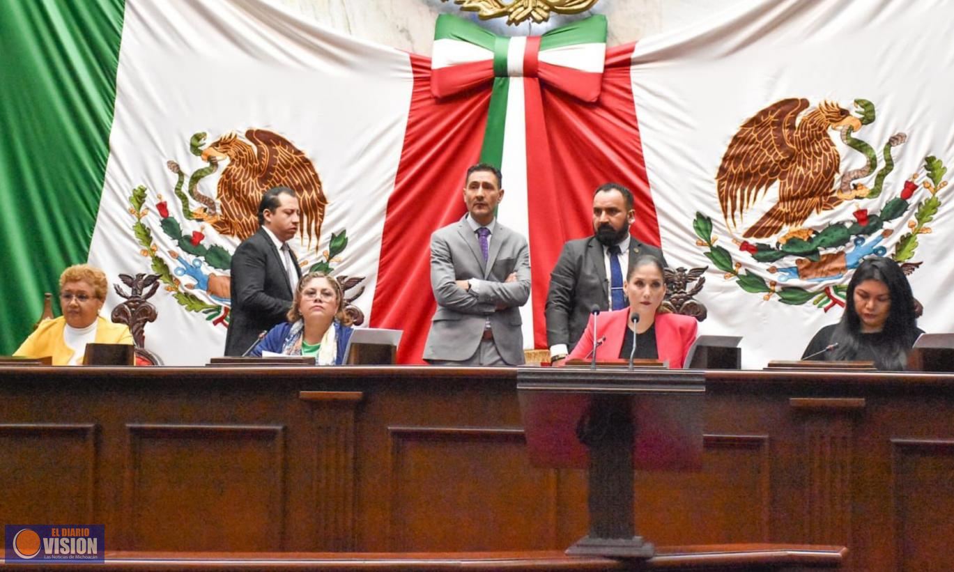 A la Normal de Arteaga, medalla “Michoacán al Mérito Docente 2023”