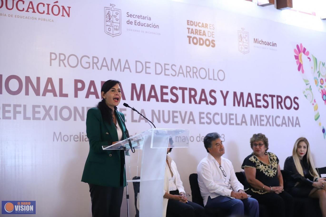 Docentes comparten en Michoacán experiencias de la Nueva Escuela Mexicana