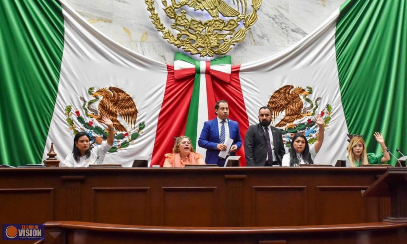 Por violar principio de legalidad, remueve Congreso al auditor superior