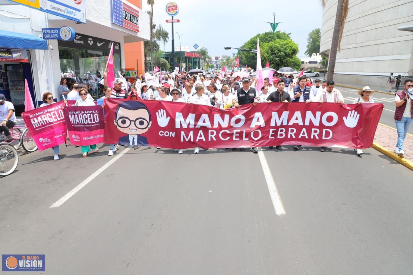 Barragán encabeza caminata con miles de ciudadanos en apoyo a Marcelo Ebrard en Morelia