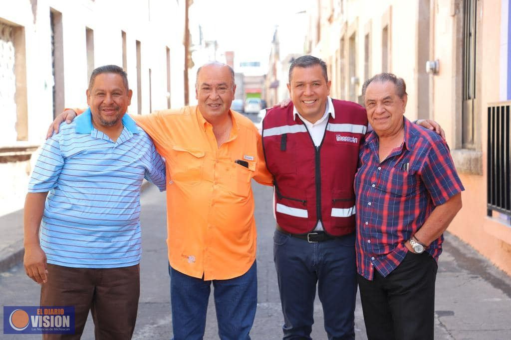 Juan Carlos Barragán sigue apoyando al mercado Independencia