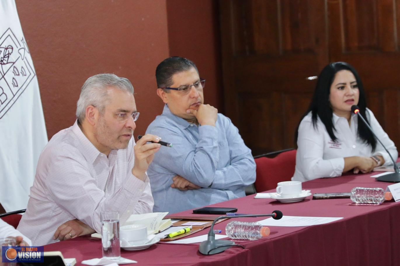 Propone Bedolla estación del cablebús en mercado poniente de Uruapan