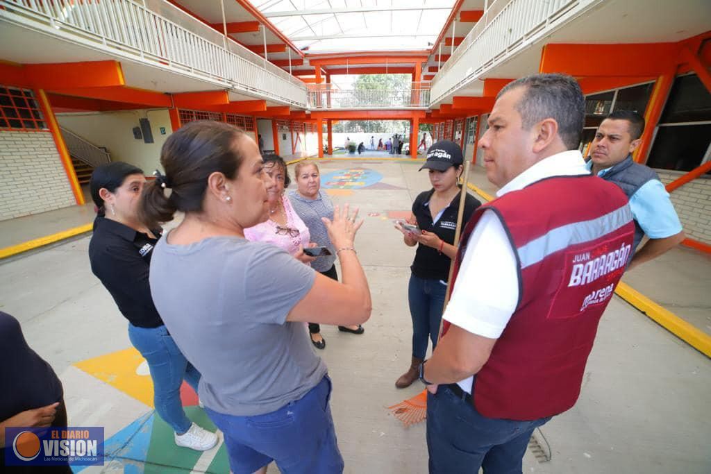 Más de 650 escuelas atendidas con el programa Échale una Mano a las Escuelas: JC Barragán