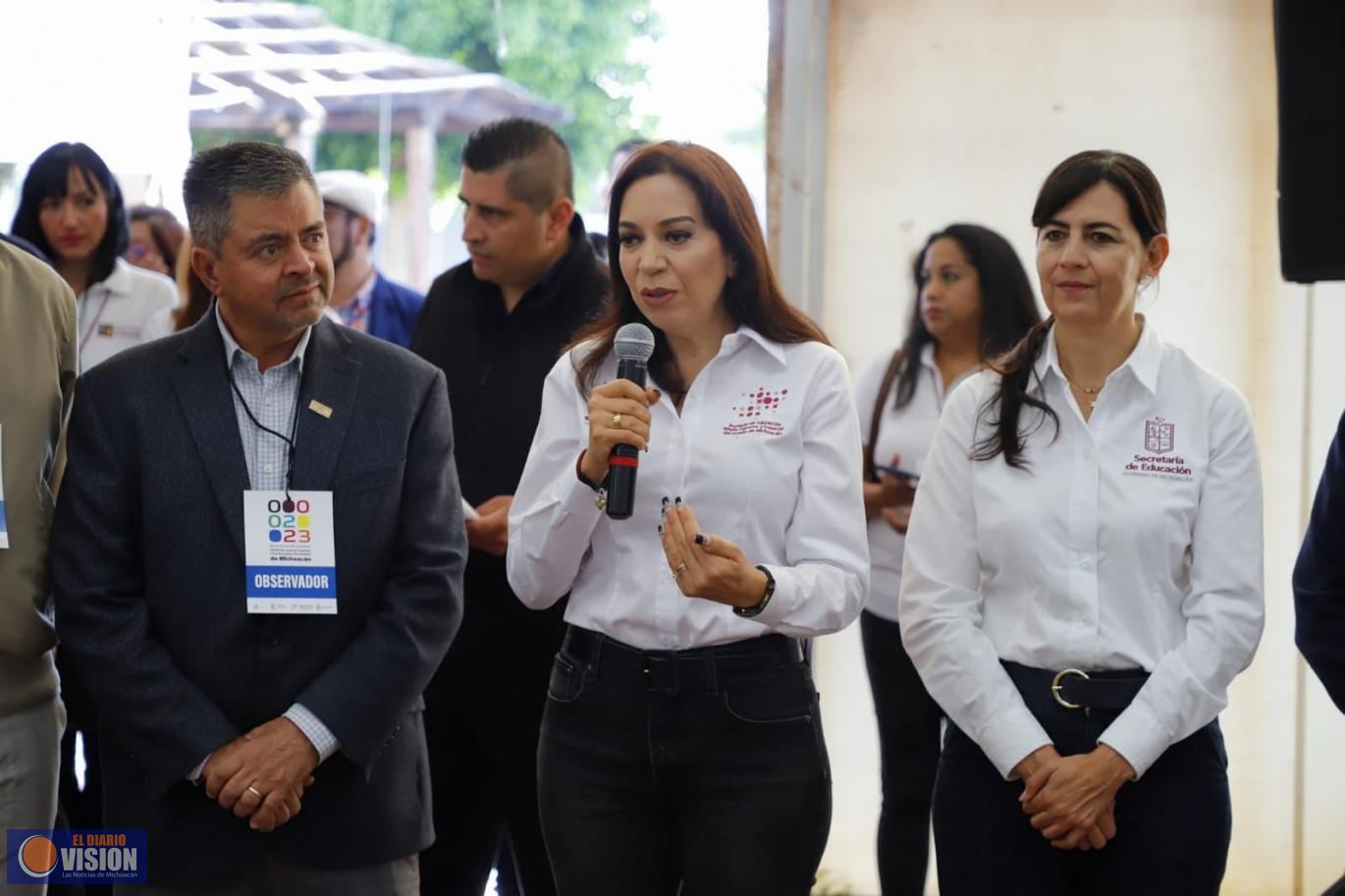 En orden, inicia aplicación del Ceneval para ingreso a Normales de Michoacán