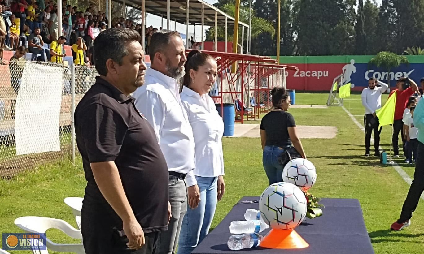 Realiza alcalde León Balbanera, inauguración de la  “Copa Zacapu” infantil de futbol