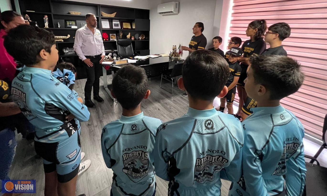 Presidente Municipal de Zacapu impulsa el ciclismo infantil como parte de sus acciones 