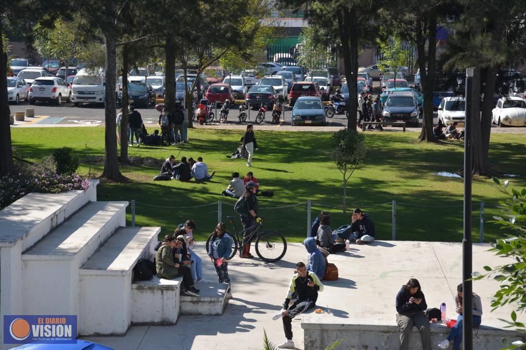 Últimas horas para solicitar un espacio en la Universidad Michoacana