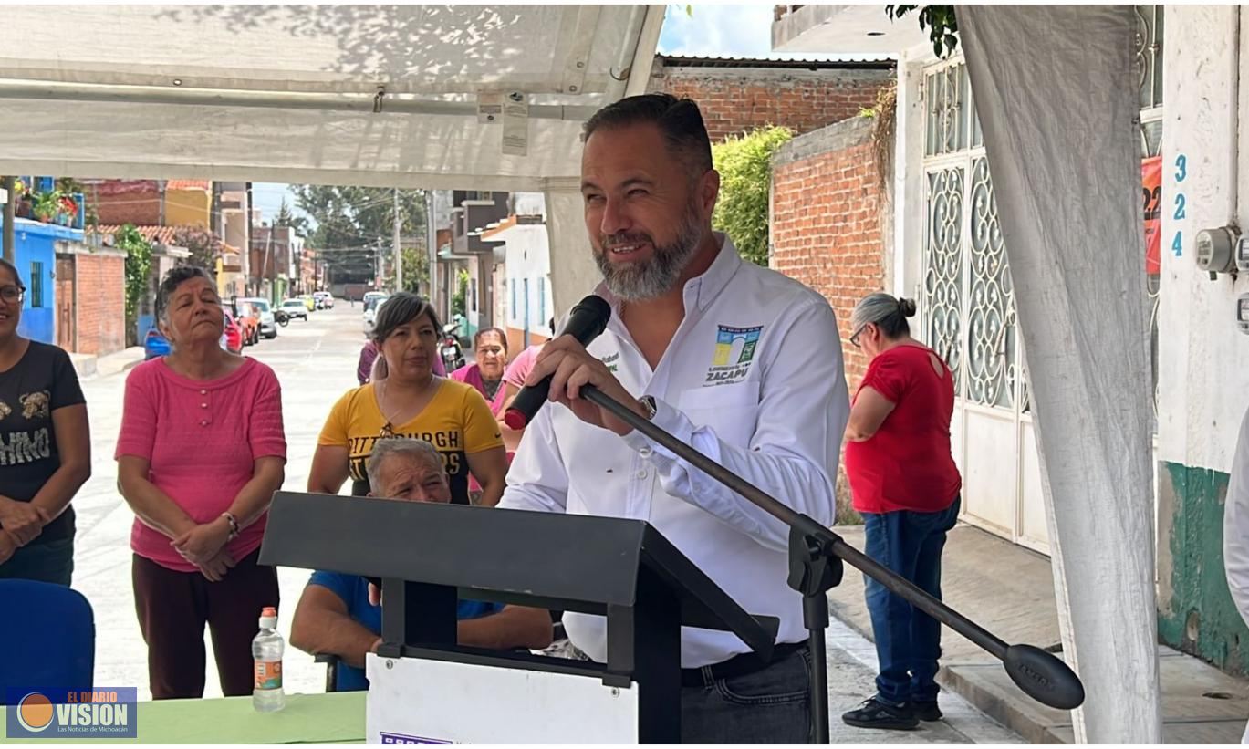 Inauguran pavimentación en colonia Las Glorias de Zacapu