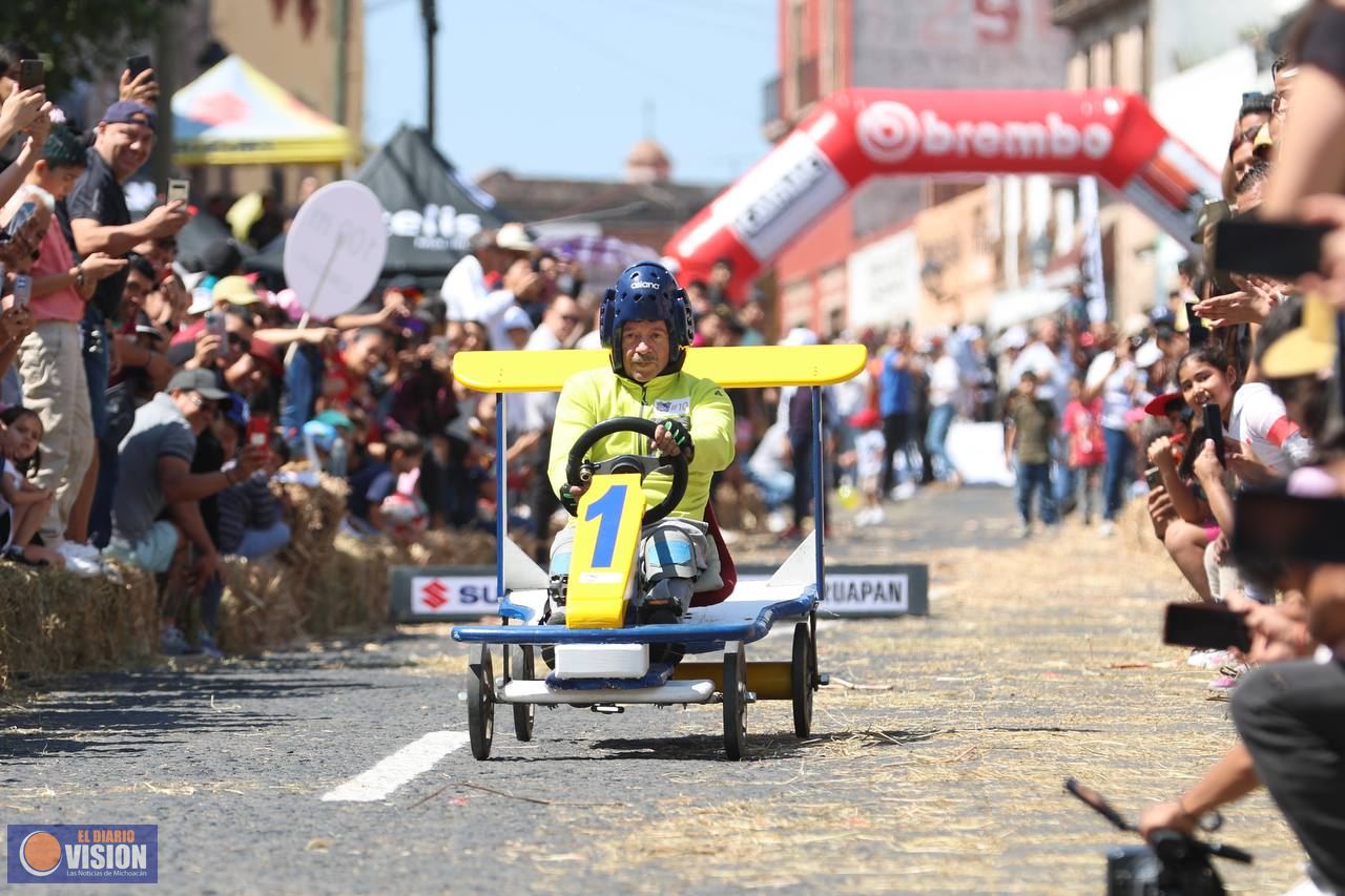 Exitoso 1er concurso de Carros Locos en Morelia