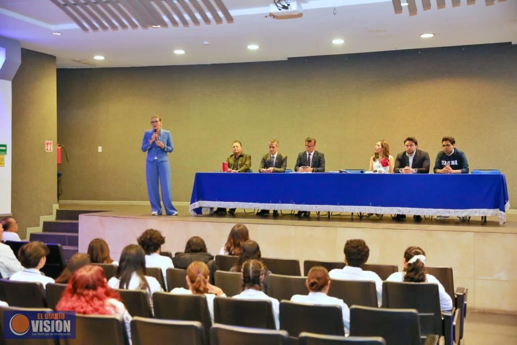 Escucha rectora a estudiantes de Odontología: convoca a  construir un plan de trabajo conjunto