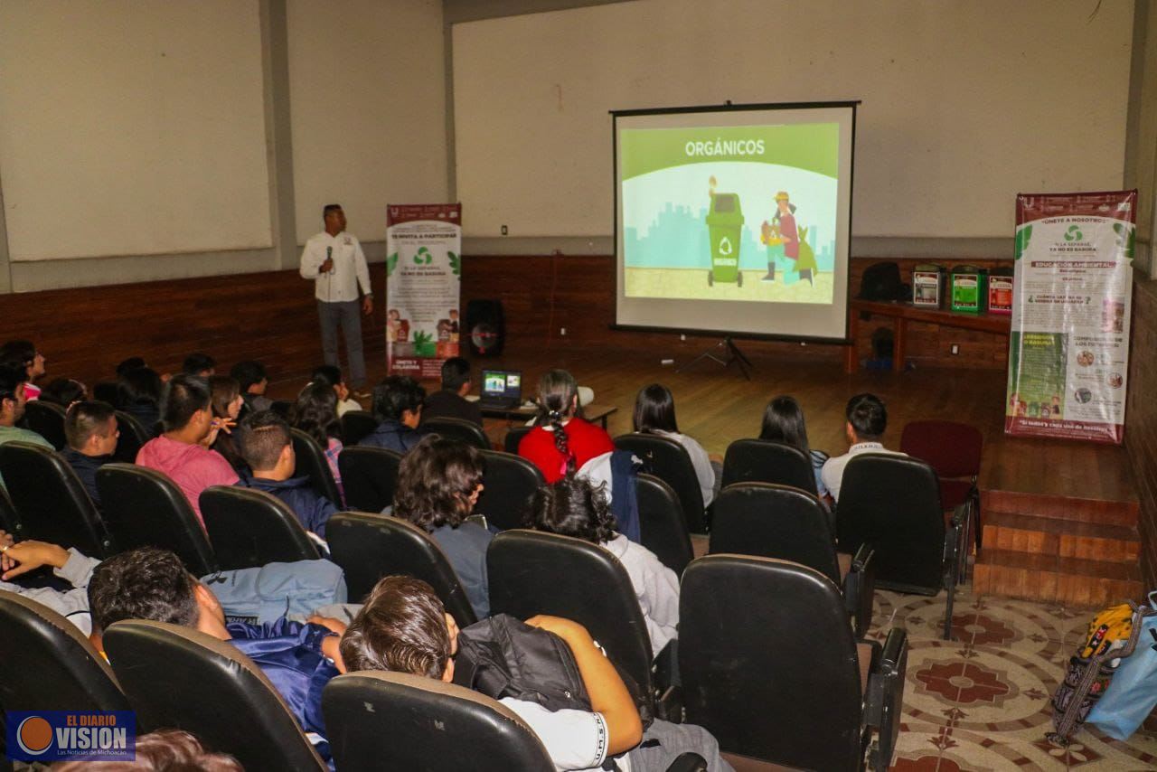 Gobierno Municipal capacita a más de 2 mil 500 alumnos en separación de basura 