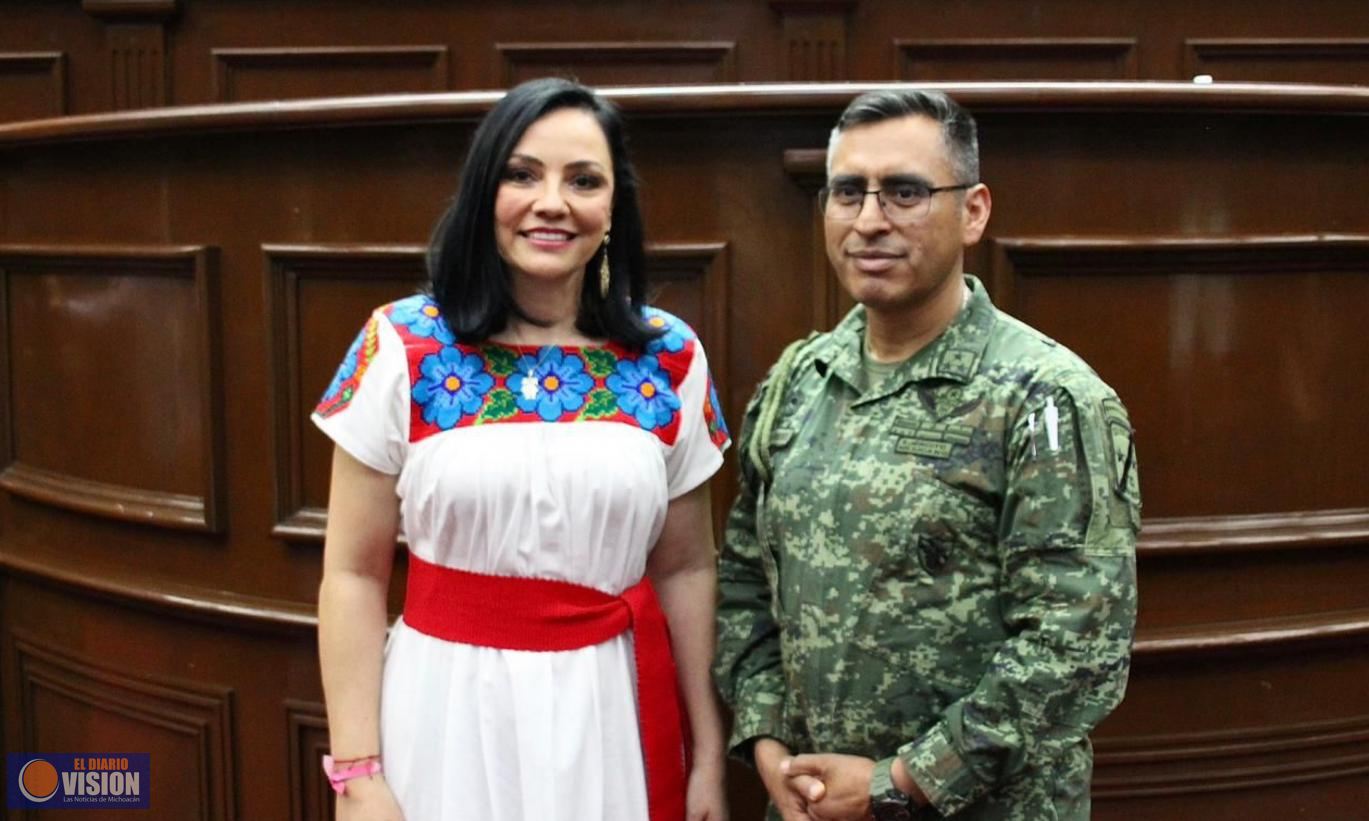 Diputada Adriana Hernández: Colegio Militar, institución que inculca amor a la patria