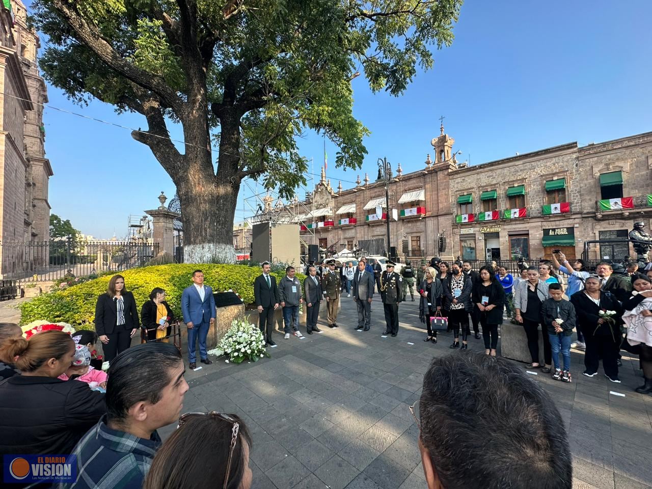 Rinde Gobierno de Michoacán homenaje a víctimas del 15-S