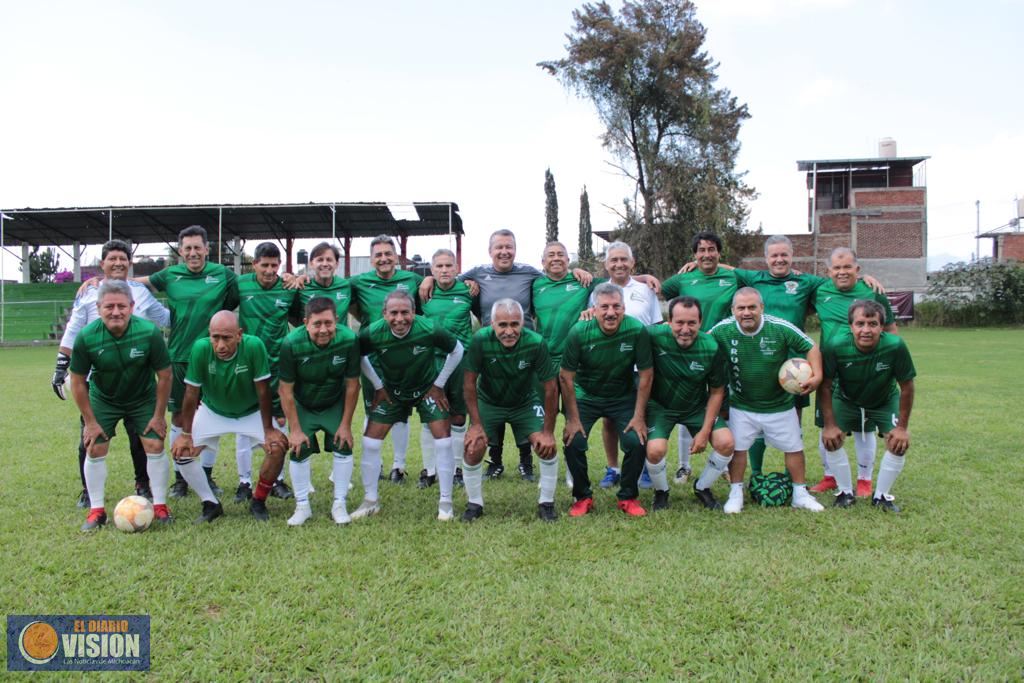 Nacho Campos y exaguacateros sostienen partido amistoso