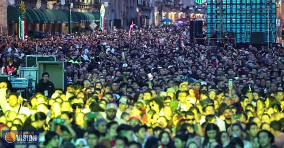 Con gran ambiente inicia fiesta Moreliana en el corazón de la capital michoacana