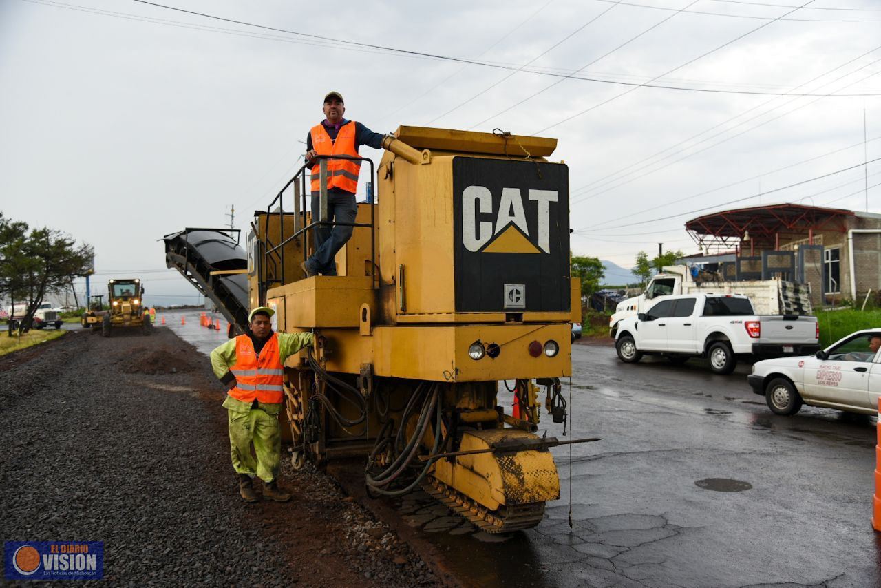 Para región Purépecha, 682 mdp en obras carreteras multianuales: SCOP