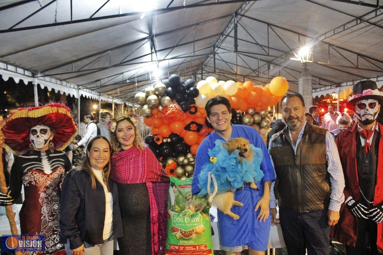 Pátzcuaro celebra  Pasarela Perrorifica con amplia participación y entusiasmo