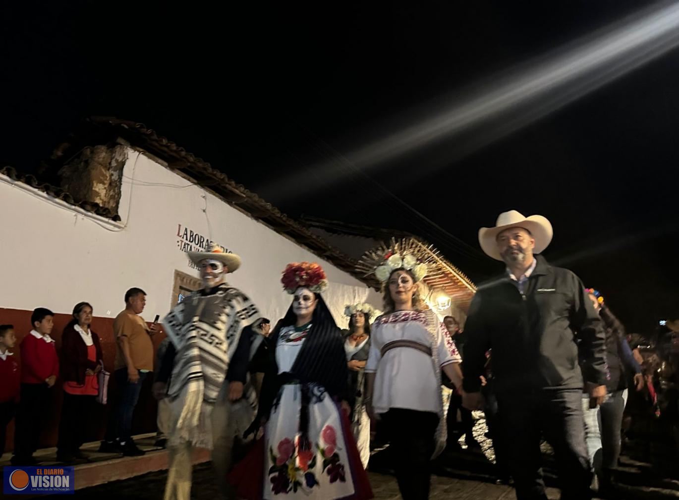 Pátzcuaro; continúa con la celebración de  Noche de Ánimas