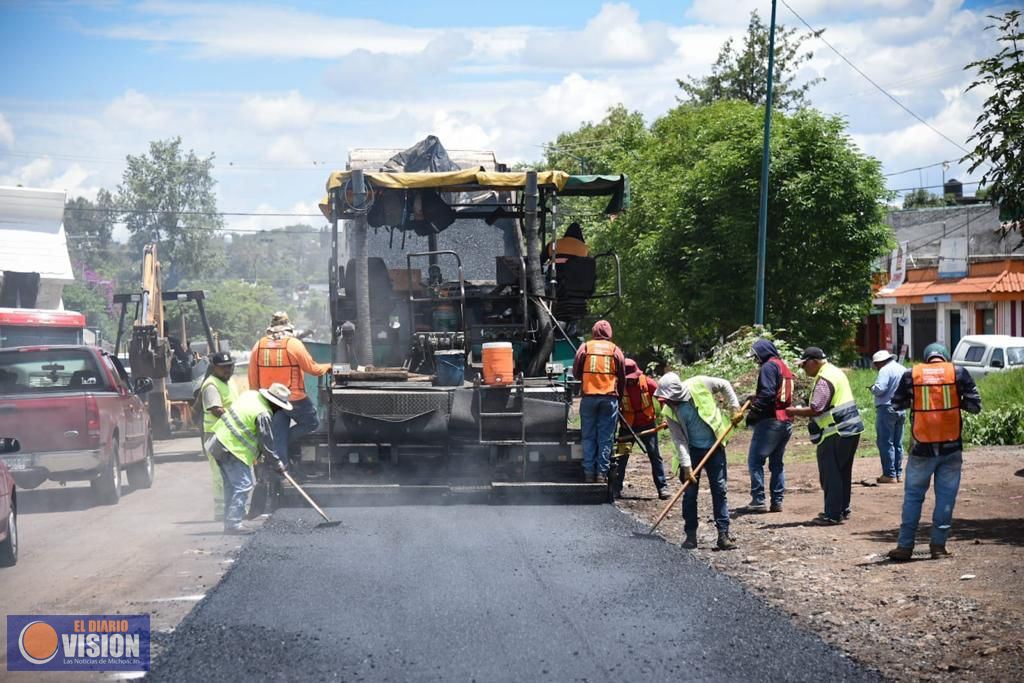 Reconoce CMIC inversión de Bedolla en infraestructura carretera