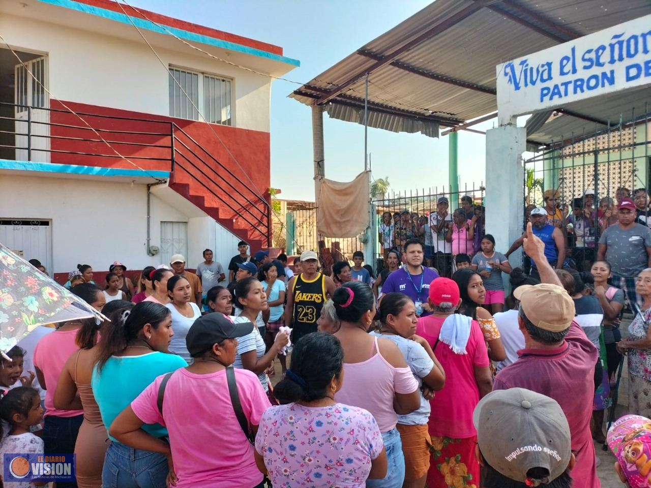 Llegan más apoyos de las familias morelianas a las localidades de Coyuca de Benítez, Guerrero