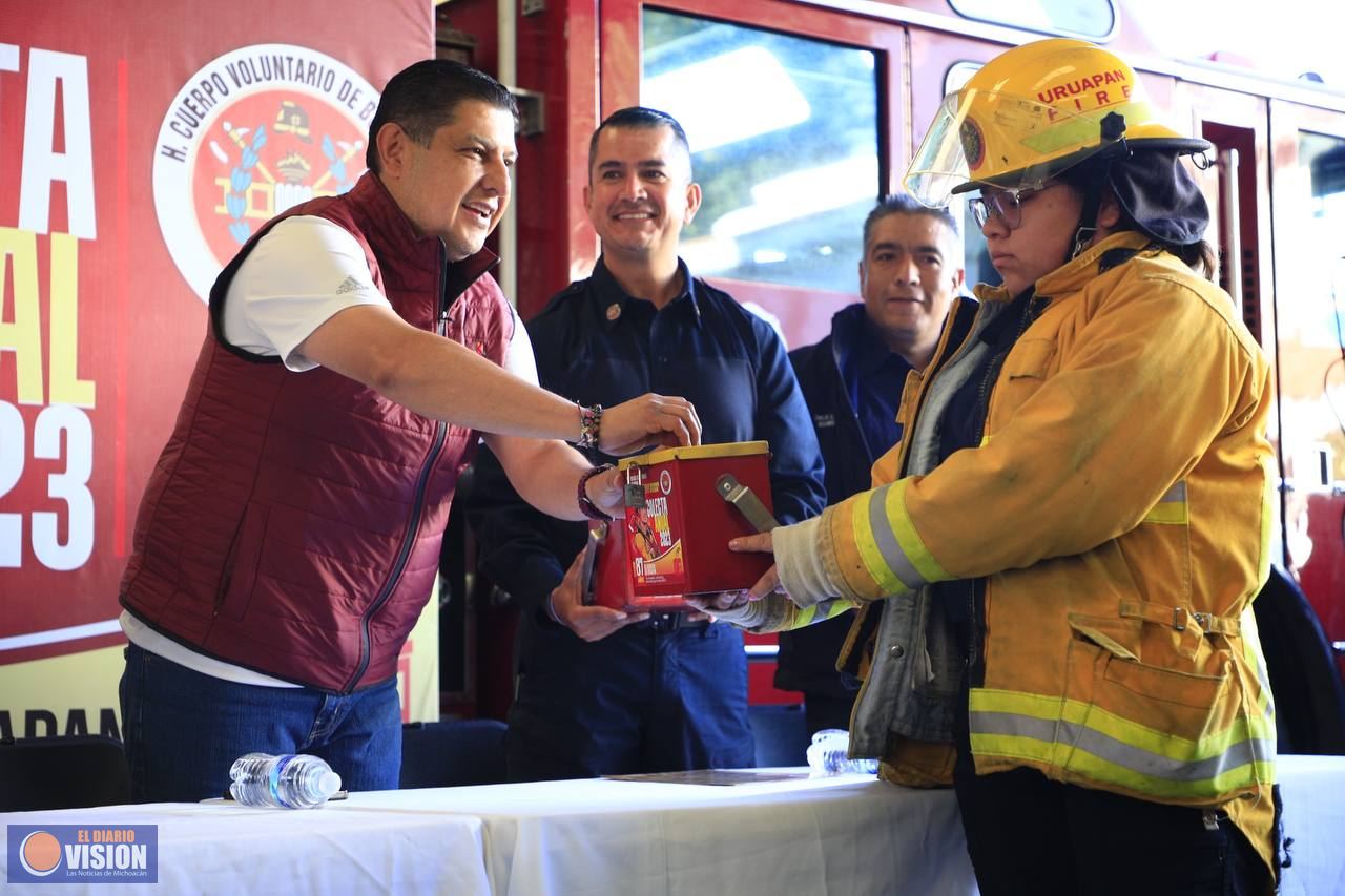 Arrancó colecta 2023 del Heroico Cuerpo Voluntario de Bomberos Uruapan