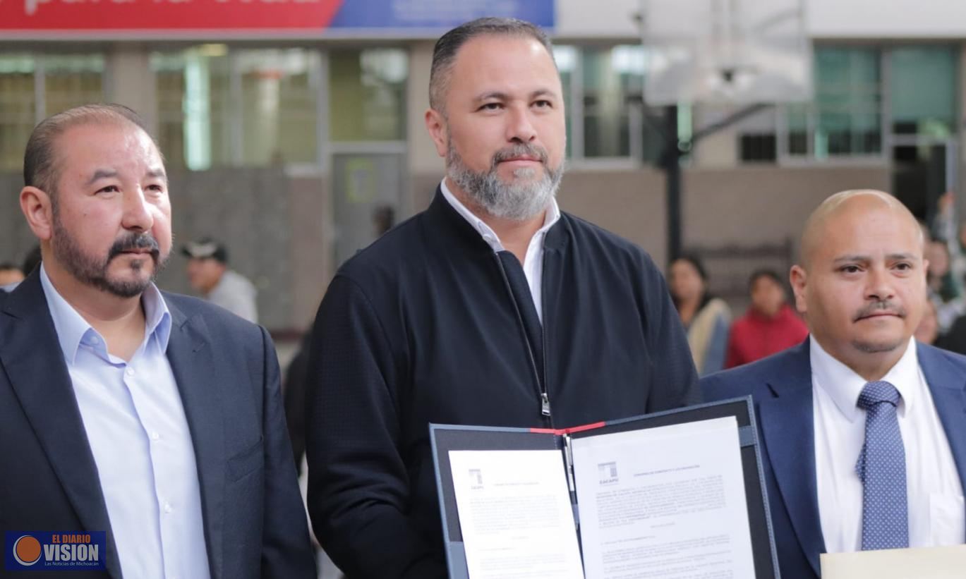 Entrega Gobierno de Zacapu, terreno en donación, para construcción de la Universidad CEUMA