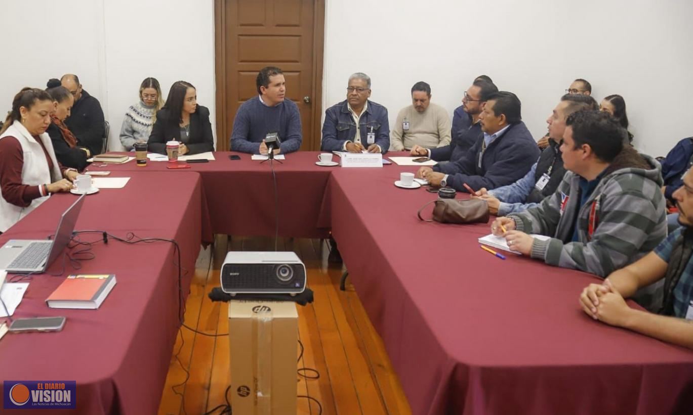 Atienden diputados planteamiento gremial de la CNTE Sección XVIII