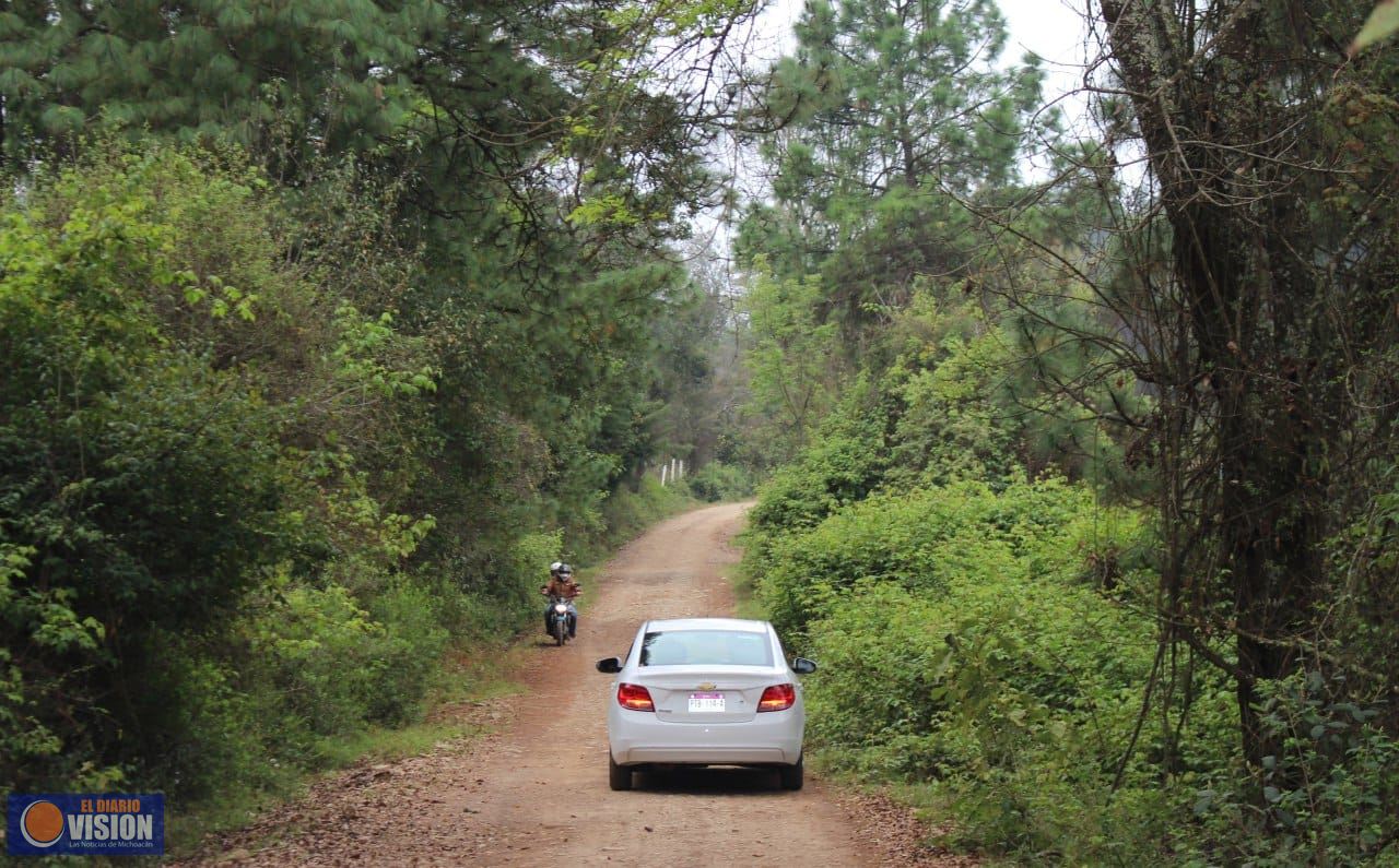 Gobierno Municipal cierra 2023 con intervención histórica en caminos rurales