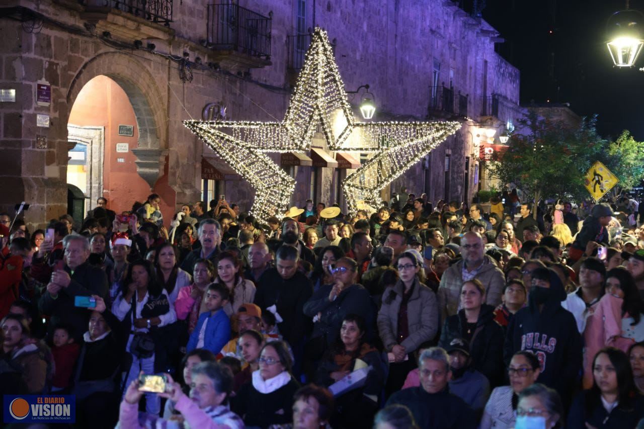 Disfrutan morelianos de Macroposada que ofreció el ayuntamiento y la arquidiócesis