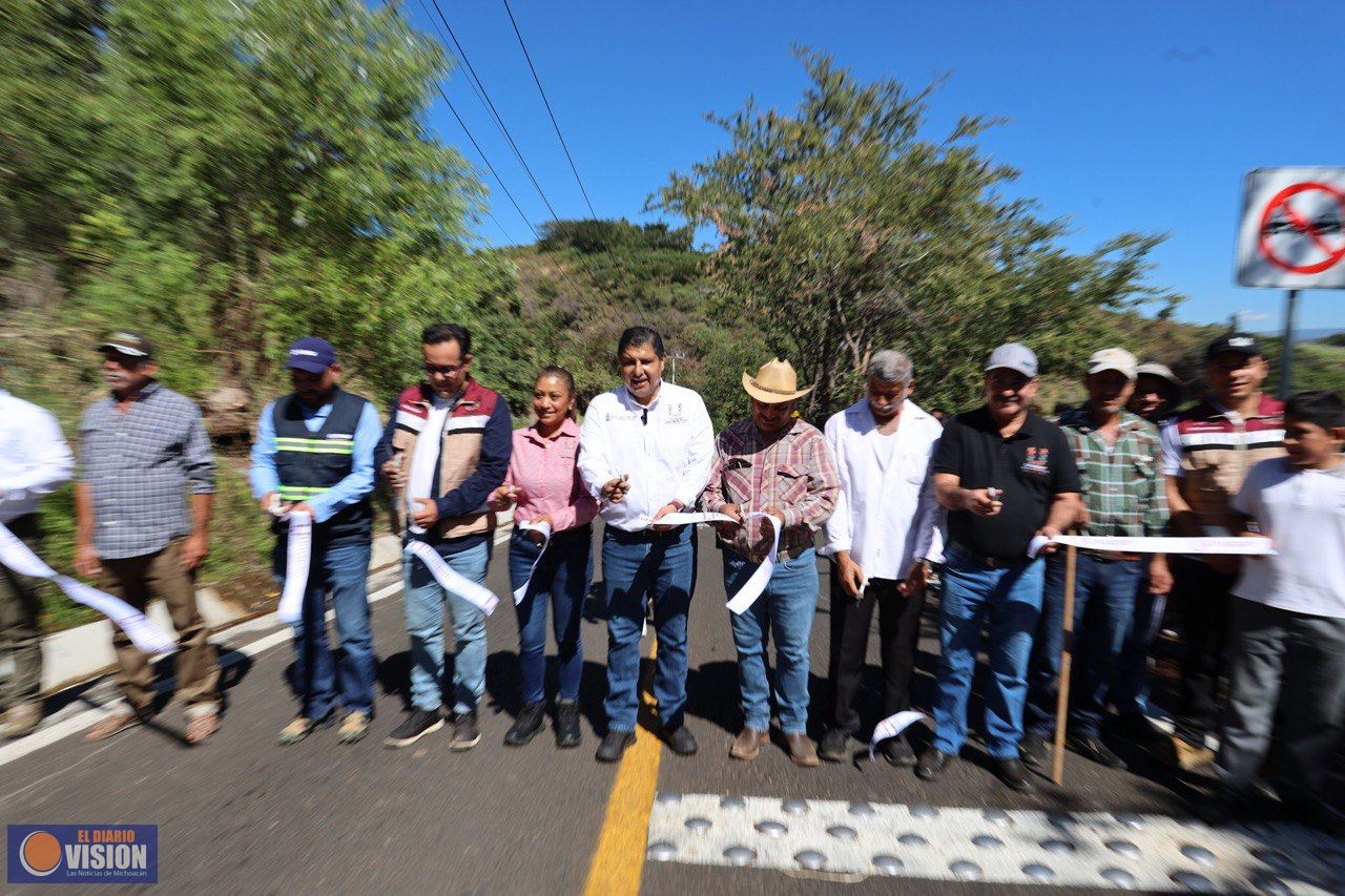 Entrega Nacho Campos obras en San Marcos por 5 mdp