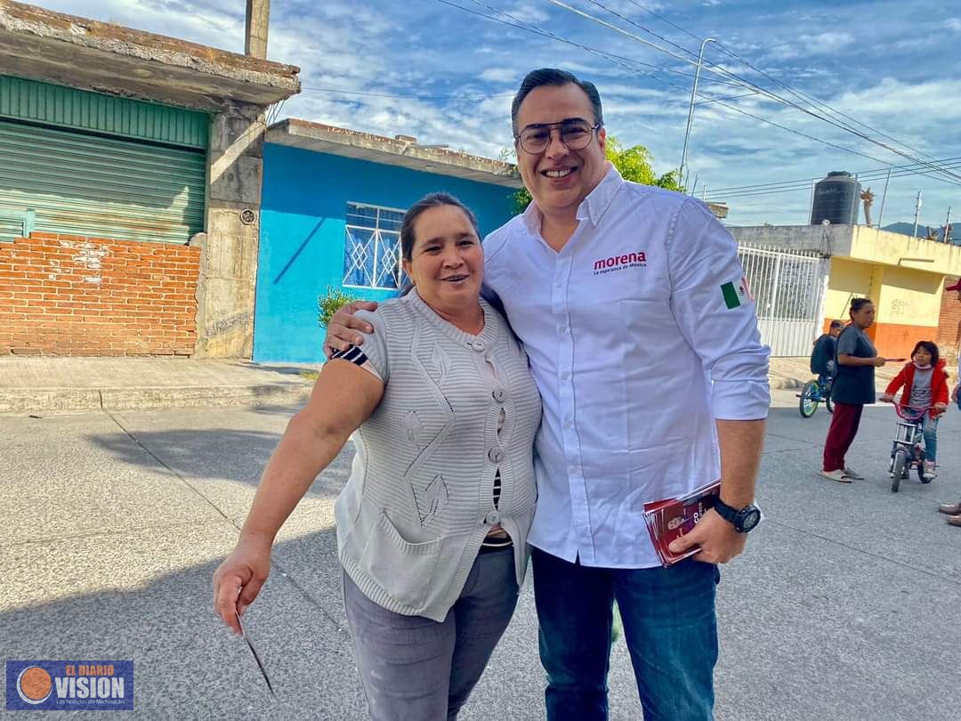 Con paso firme, Marco Trejo, recorre las colonias de Uruapan 