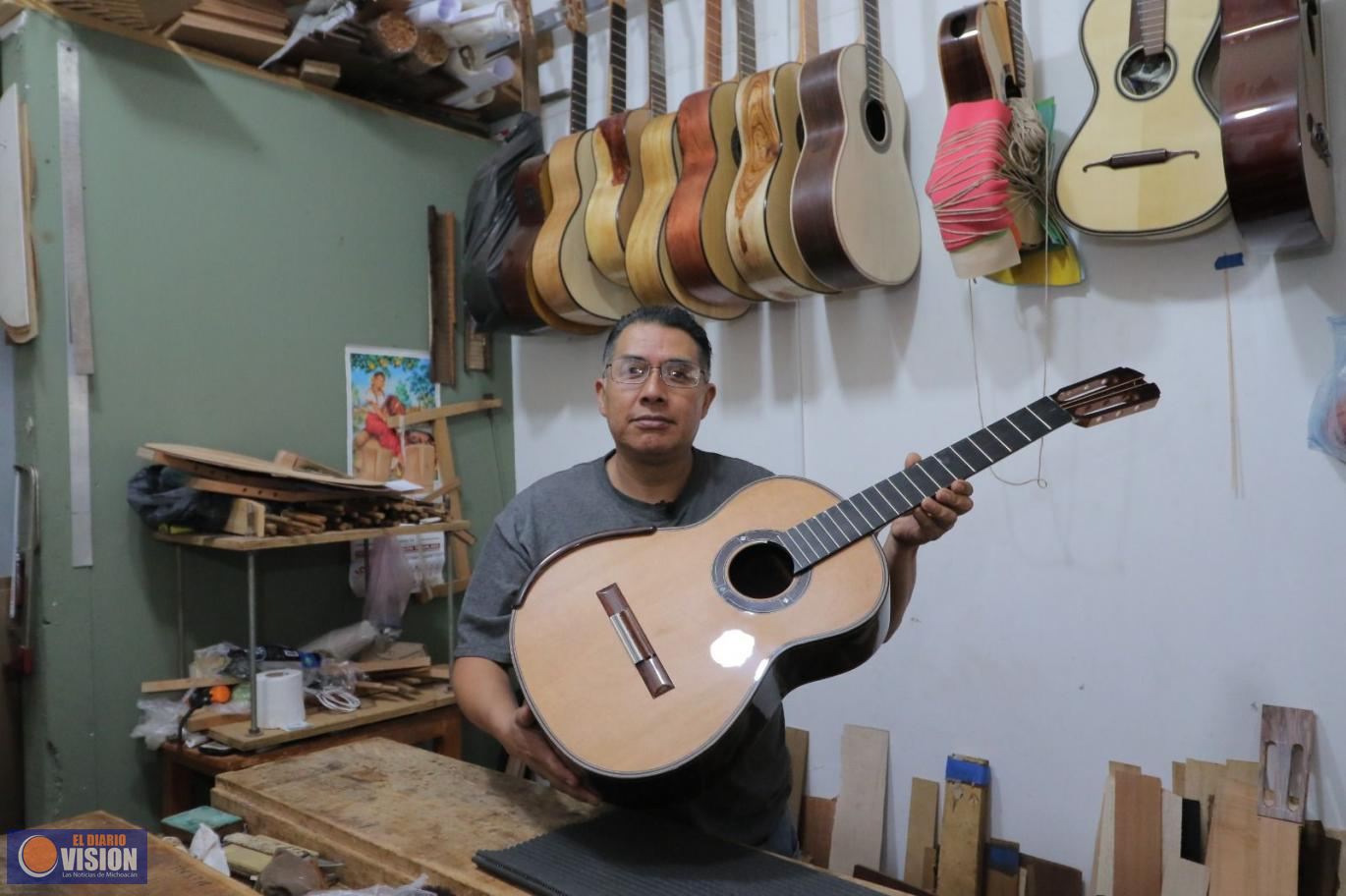 Guitarras de Paracho, símbolo artesanal y musical de Michoacán