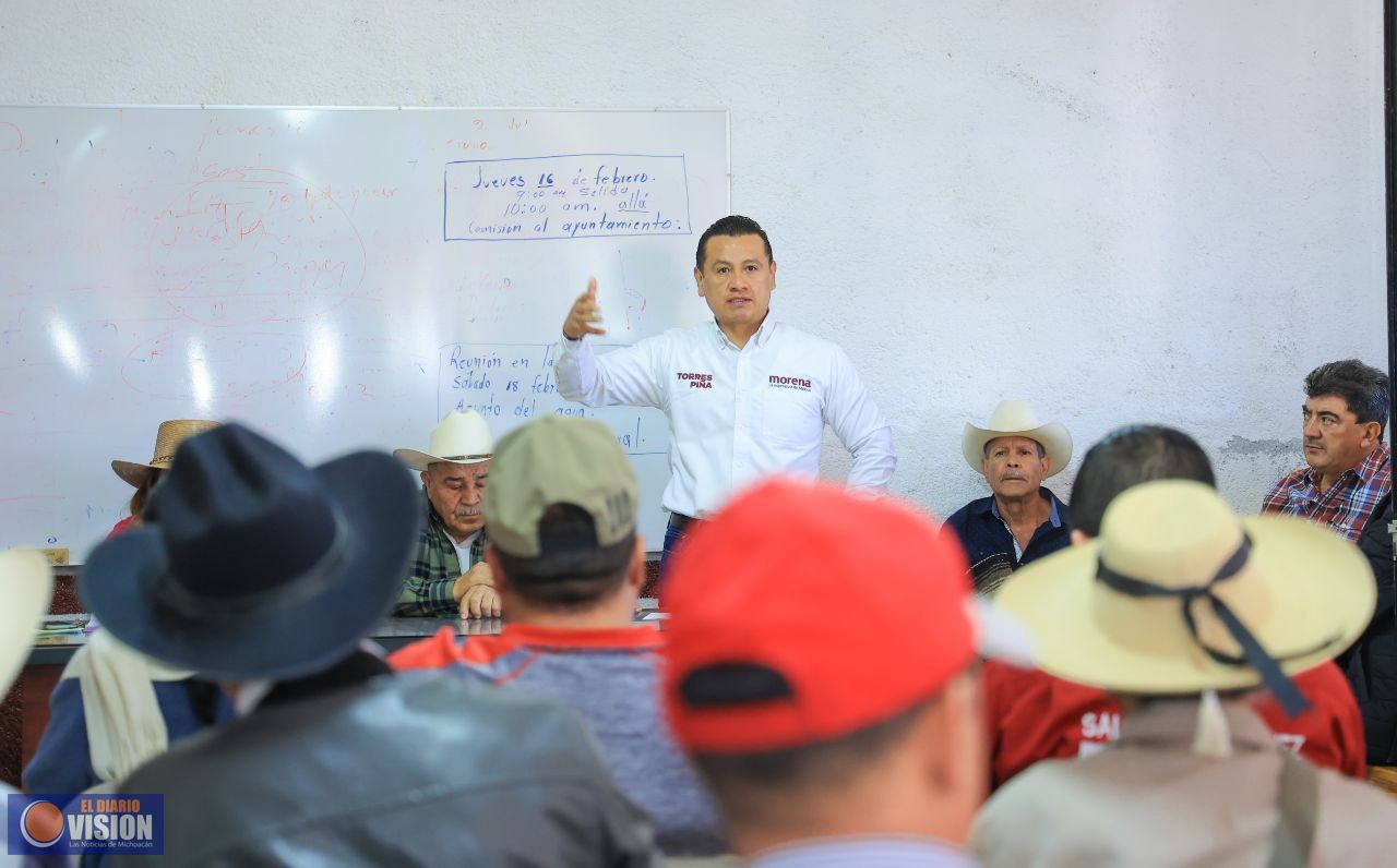 A ras de tierra, Torres Piña atiende demandas de tenencias morelianas