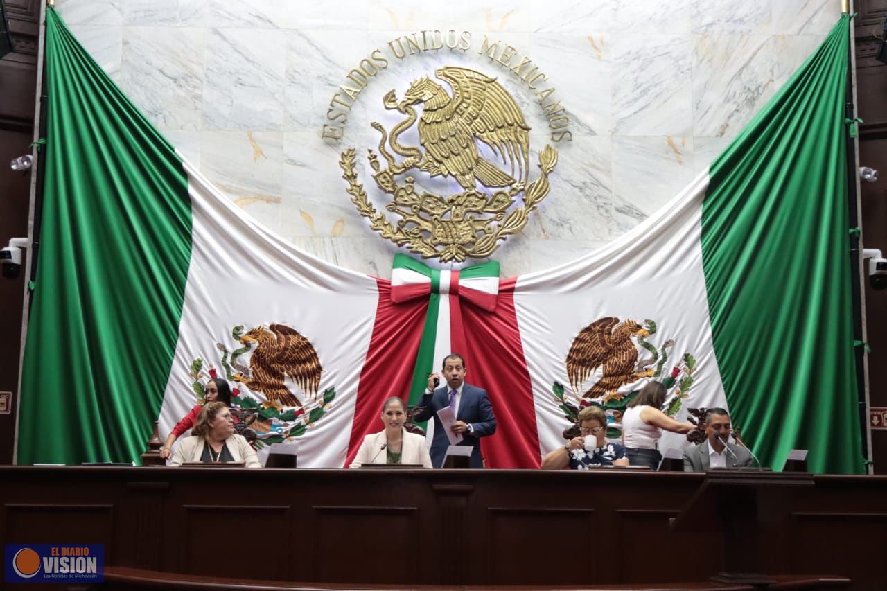 A Juan Bosco Martínez y Nicolás de la Torre, la Presea Melchor Ocampo: 75 Legislatura