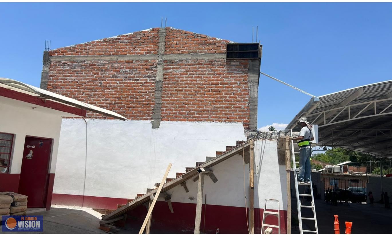 Avanza  Construcción de Aulas en la Escuela Primaria 