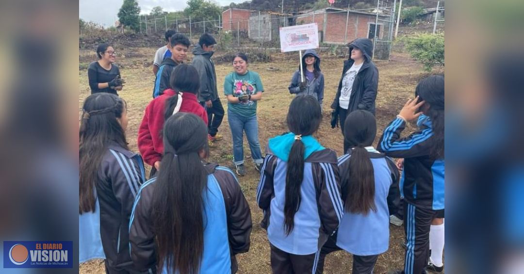 Jovenes de USA, realizan voluntariado en Secundaria 