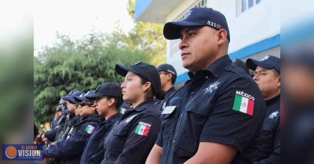 Gobierno de Uruapan entrega 400 uniformes a elementos de la Policía