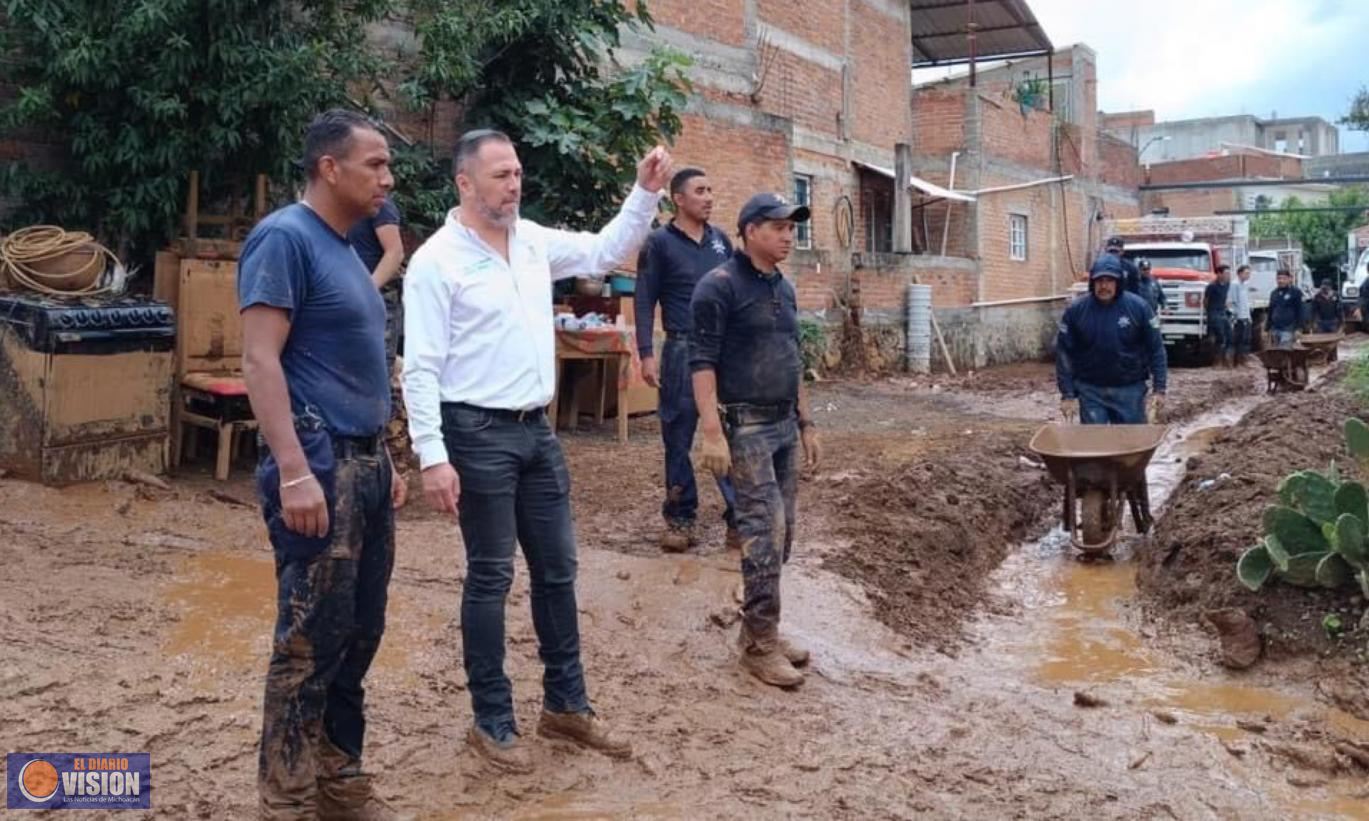 Alcalde León Balbanera se la está rifando para apoyar a  la comunidad Los Llanos