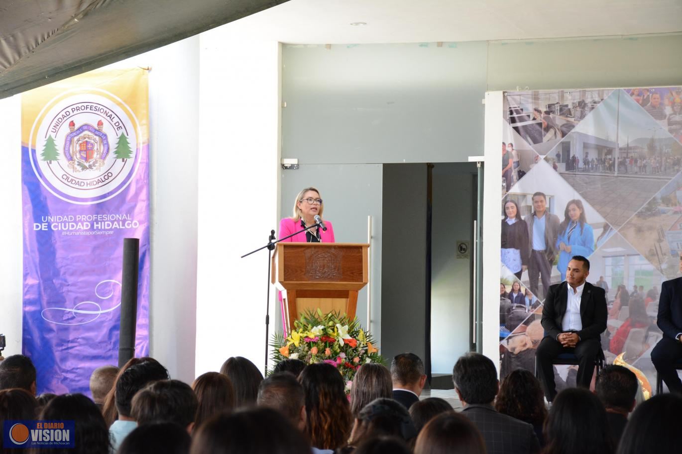 Por descentralizar actividades académicas, deportivas y culturales de la UMSNH, se pronuncia rectora