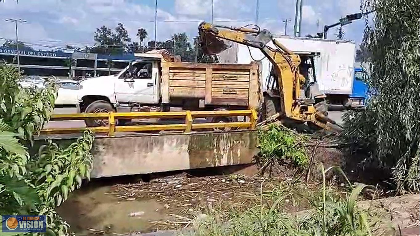 El Gobierno de Morelia mantiene jornadas de limpieza en dren Barajas