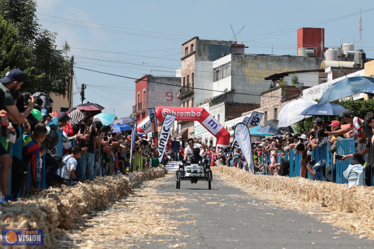 Un éxito total el 2do Concurso de Carros Locos Morelia